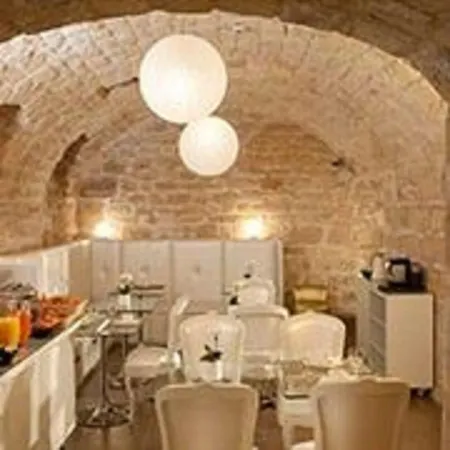 Caron Le Marais Paříž