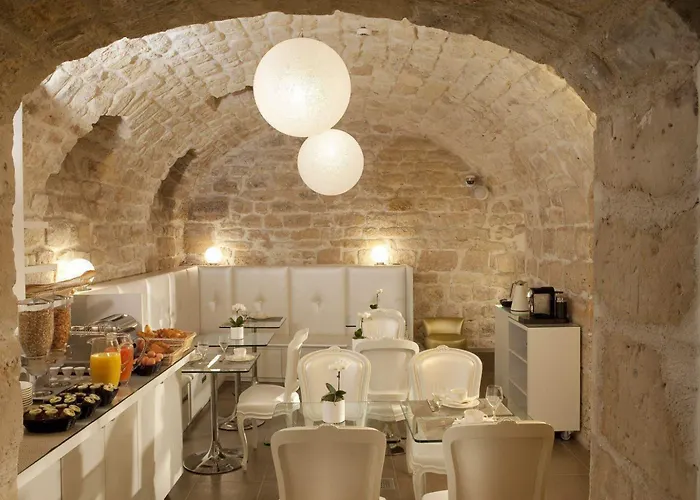 Hotel Caron Le Marais Paris