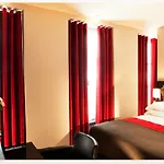 Caron Hotel Paris